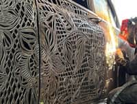 Fine feature cutting